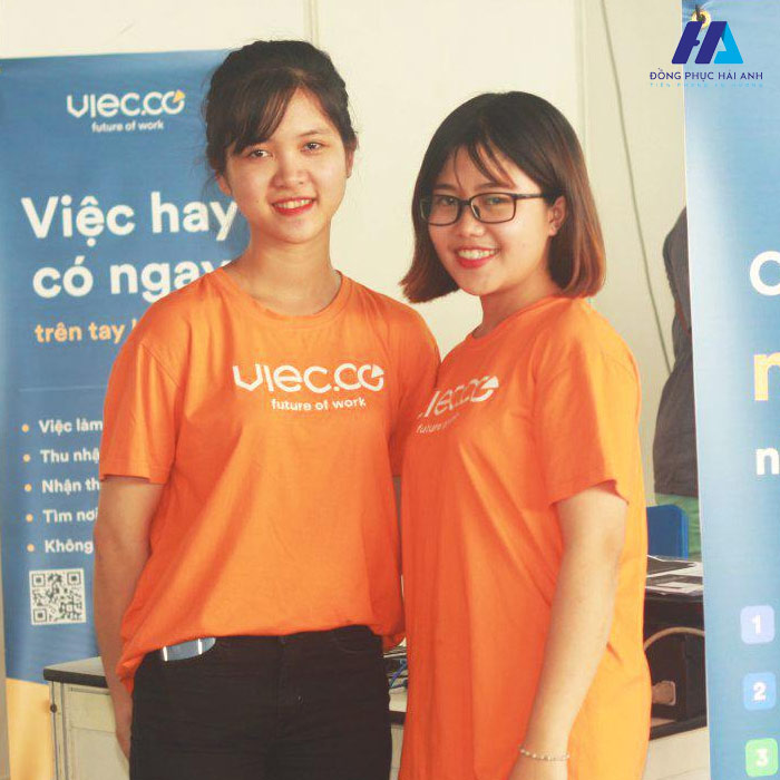 Mẫu Flyok.vip truy cập ngay cổ tròn Viec Co màu cam nổi bật và thu hút 