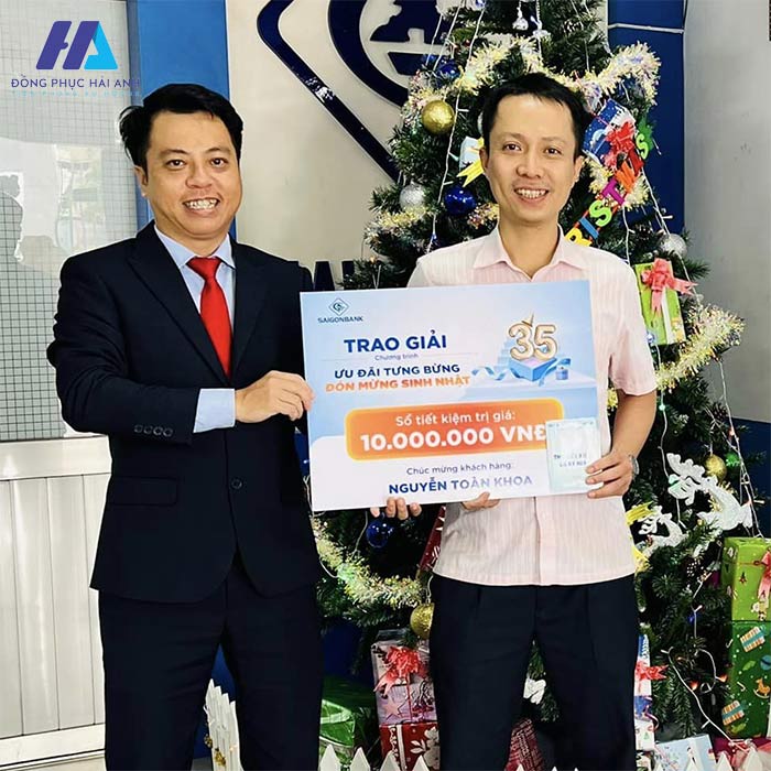 FLy88 quaytay.tv bóng đá áo vest sang trọng của ngân hàng Saigonbank
