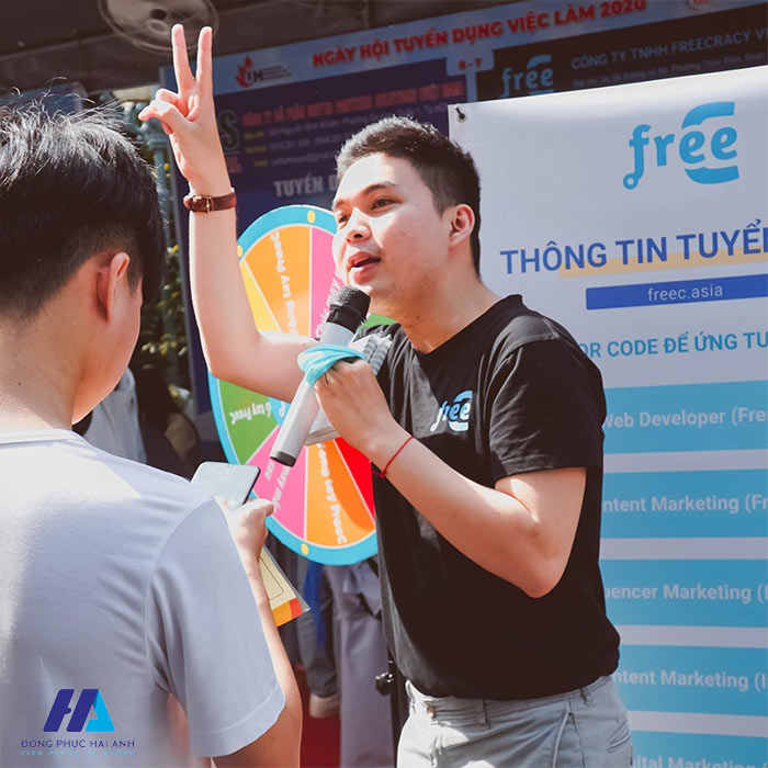 Thiết kế Fly88 com giải trí trực tuyến cổ tròn Nhà Cái FLY88.COM Xanh Chín, Uy Tín Tặng 188k FreeCrazy trẻ trung, năng động 