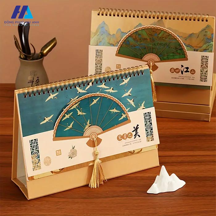 In Kỹ thuật số các mẫu quà tặng, lịch để bàn 