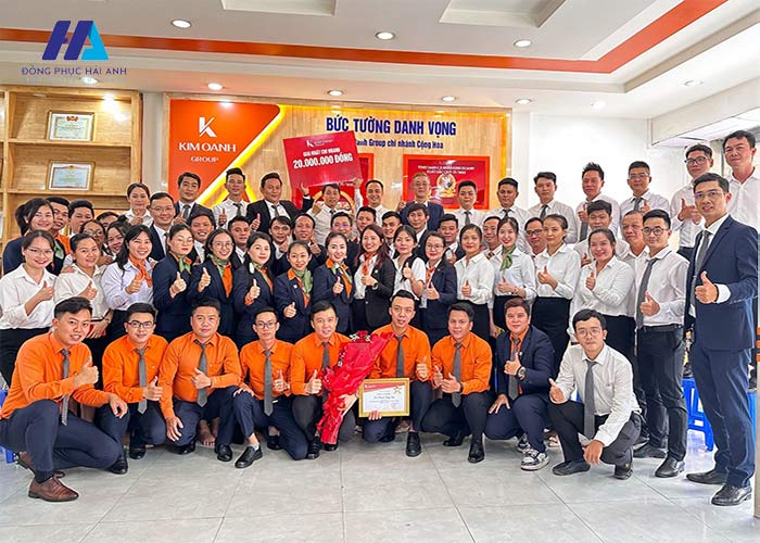 Áo sơ mi Nhà Cái FLY88.COM Xanh Chín, Uy Tín Tặng 188k Trang Chủ Fly88.Com Uy Tín Đẳng Cấp Số 1 Châu Á màu cam mang vẻ đẹp thanh lịch, trang nhã