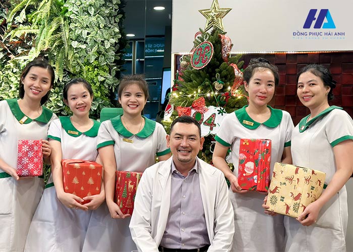 Thanh lịch và lịch sự với mẫu váy liền thân điều dưỡng Hasaki Beauty & Spa 