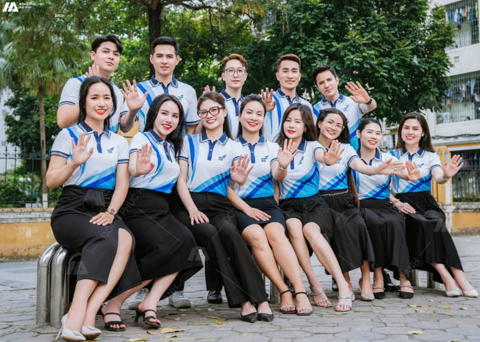 Gợi ý một số cách phối đồ với mẫu polo Nhà Cái FLY88.COM Xanh Chín, Uy Tín Tặng 188k họp lớp 20 năm chuyên khoa học tự nhiên