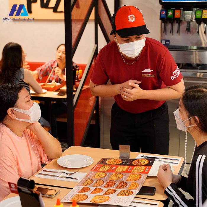 Pizza Hut là thương hiệu pizza và đồ ăn nhanh nổi tiếng trên thế giới 