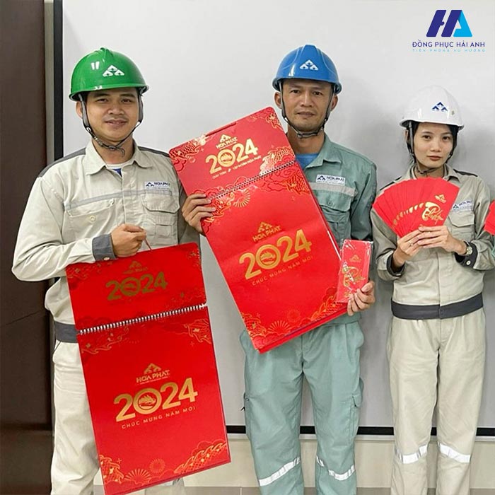Trang phục bảo hộ lao động của công nhân Hòa Phát