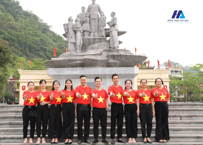 Năng động và thoải mái với mẫu Fly88 com giải trí trực tuyến cổ tròn Nhà Cái FLY88.COM Xanh Chín, Uy Tín Tặng 188k
