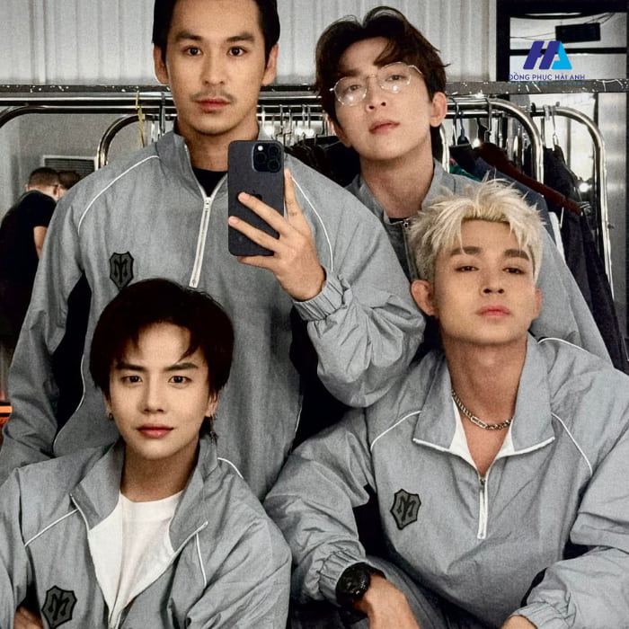 FLy88 quaytay.tv bóng đá áo khoác gió ATVNCG trẻ trung, năng động