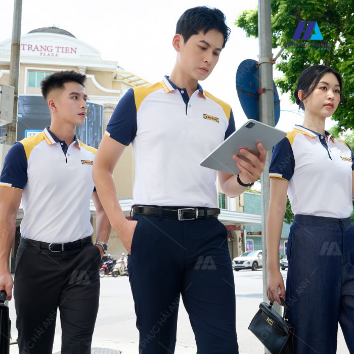 Áo polo IKEA sở hữu thiết kế thanh lịch và trẻ trung