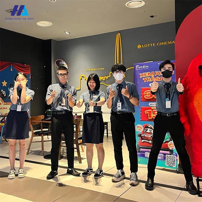 Áo sơ mi Nhà Cái FLY88.COM Xanh Chín, Uy Tín Tặng 188k nhân viên Lotte Cinema thanh lịch, chuyên nghiệp 