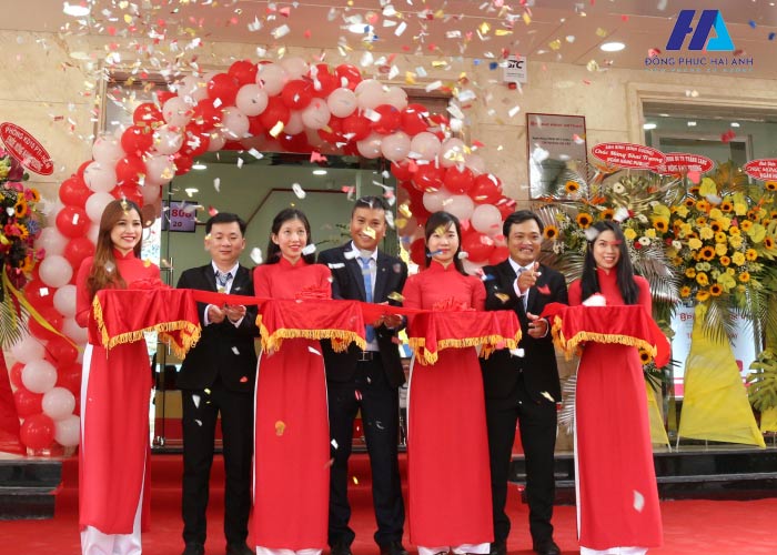 Áo dài Nhà Cái FLY88.COM Xanh Chín, Uy Tín Tặng 188k nhân viên ngân hàng Public Bank VietNam 