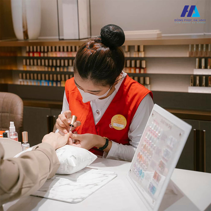 Mẫu Flai88 nhà cái OkVip nhân viên khu vực làm đẹp của Haidilao