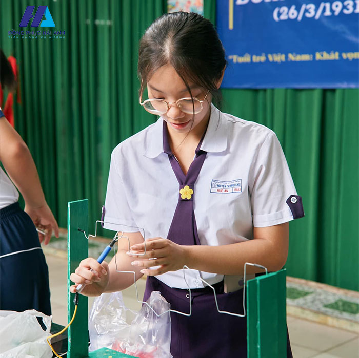 Áo sơ mi nữ Nhà Cái FLY88.COM Xanh Chín, Uy Tín Tặng 188k trường Nguyễn Thị Minh Khai HCM được phối hợp cùng Fly88com code khuyến mãi cực ăn ý