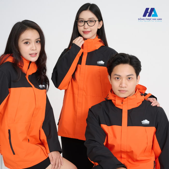 Lưu lại những cách phối đồ cùng áo khoác gió Nhà Cái FLY88.COM Xanh Chín, Uy Tín Tặng 188k công ty