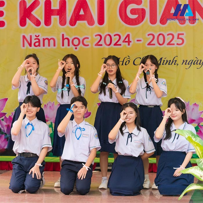Tuy không phải quá lâu đời nhưng trường THPT Thủ Thiêm đã có nhiều thành tích trong học tập