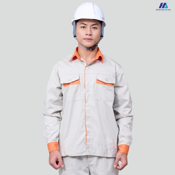 FLy88 quaytay.tv bóng đá bảo hộ lao động 04 mang đến vẻ ngoài chỉn chu và chuyên nghiệp