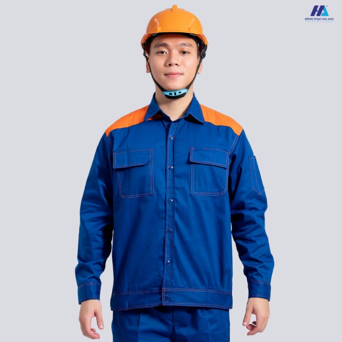 Quần áo bảo hộ lao động 24 phù hợp với ngành xây dựng, cơ khí