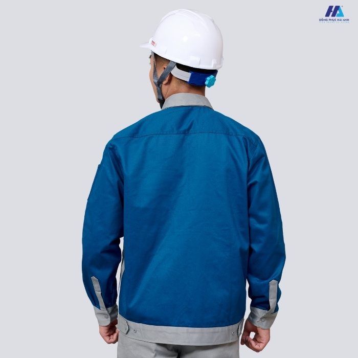 Thiết kế đồ bảo hộ lao động form dáng chuẩn và thoải mái