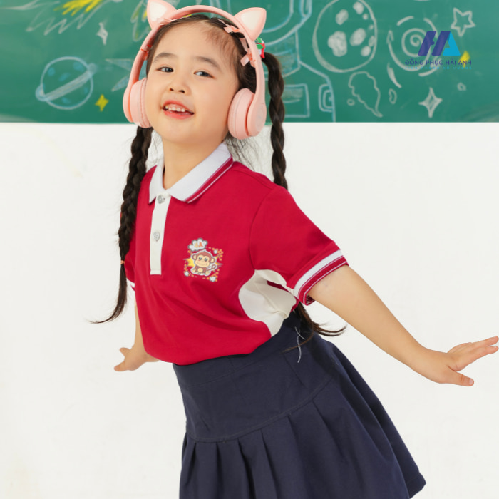 Chọn đúng size áo cho bé giúp các bé vừa thoải mái vừa tự tin trong mọi hoạt động