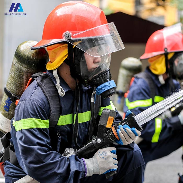Tổng hợp các mẫu đồ bảo hộ phòng cháy chữa cháy đạt chuẩn chất lượng