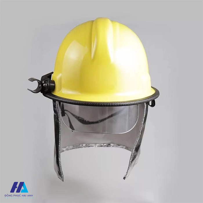 Mũ bảo hộ PCCC có thiết kế đặc biệt giúp bảo vệ phần đầu của người dùng