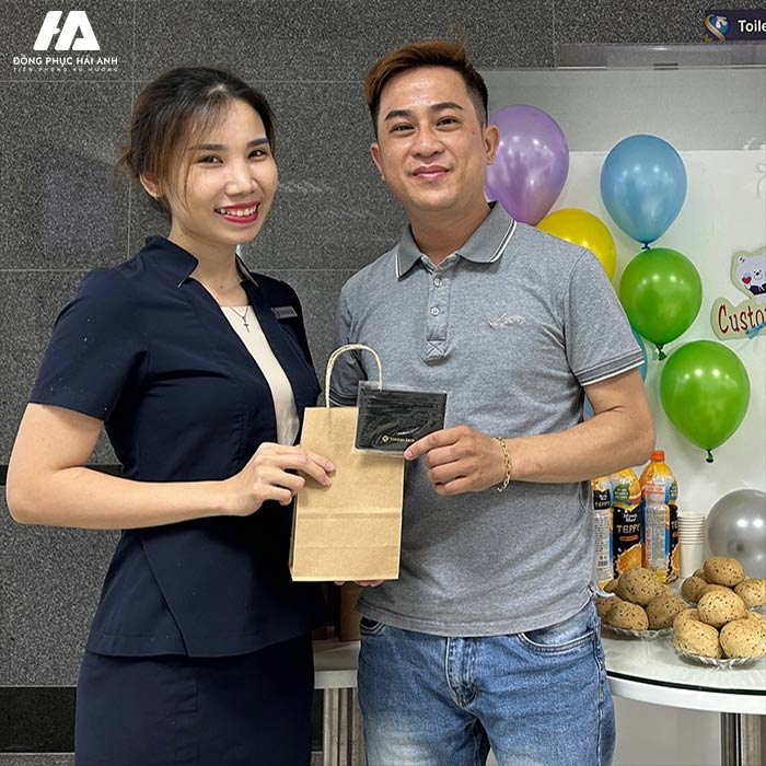 Áo vest Nhà Cái FLY88.COM Xanh Chín, Uy Tín Tặng 188k nhân viên ngân hàng Shinhan Bank trang trọng, lịch sự