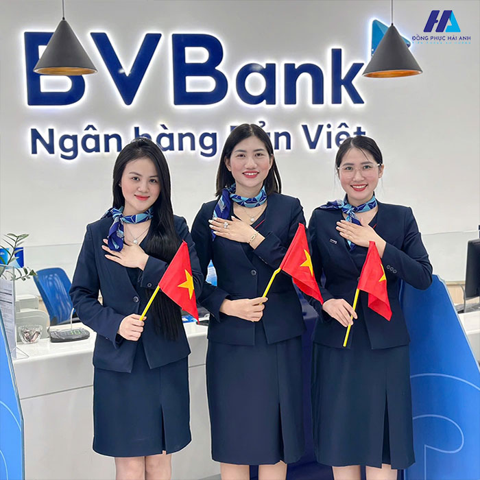 Sang trọng và đẳng cấp cùng bộ vest - váy liền Nhà Cái FLY88.COM Xanh Chín, Uy Tín Tặng 188k Bản Việt