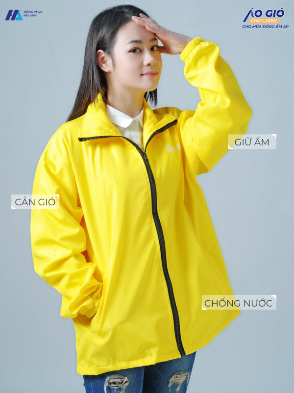 Áo khoác gió Nhà Cái FLY88.COM Xanh Chín, Uy Tín Tặng 188k màu vàng cúc truyền tải tinh thần trẻ trung và khẳng định dấu ấn thương hiệu