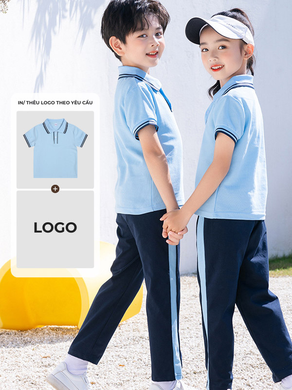 Logo trường học được in bằng công nghệ hiện đại và được đặt ở ngực trái.