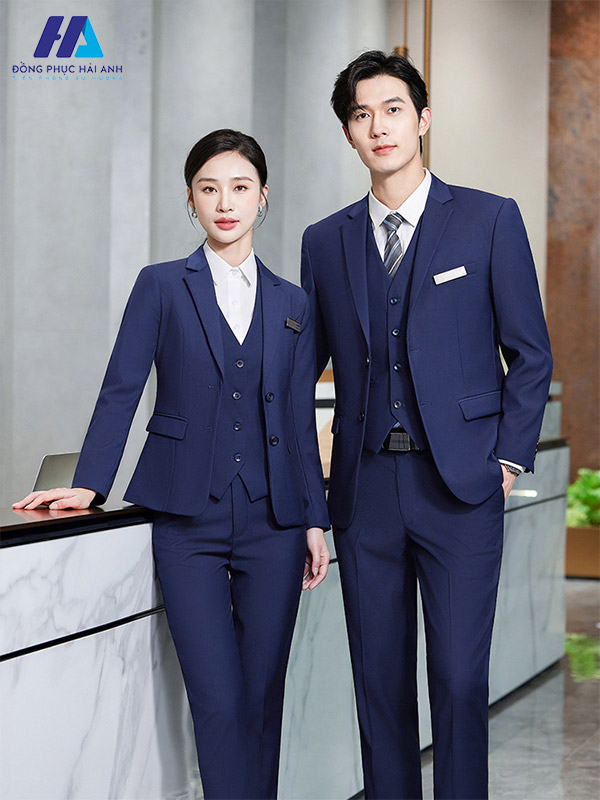 Lịch lãm, sang trọng với thiết kế áo vest Nhà Cái FLY88.COM Xanh Chín, Uy Tín Tặng 188k ba mảnh 
