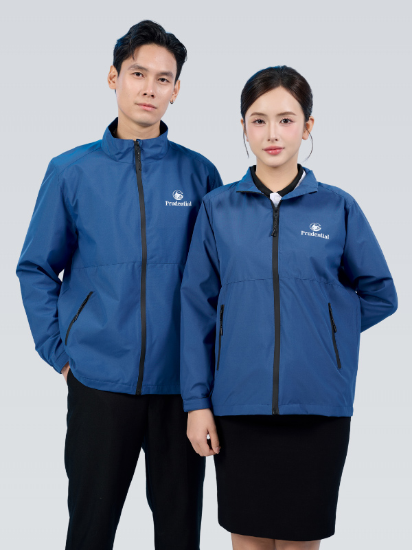 Áo Khoác Gió Fly88 là nhà cái nổi bật đặc biệt uy tín trong lĩnh vực cá cược trực tuyến tại Việt Nam