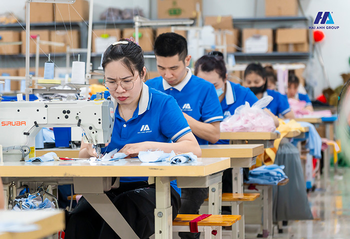 FLY888 Tỷ Lệ Kèo Hấp tự hào là đơn vị dẫn đầu thị trường Nhà Cái FLY88.COM Xanh Chín, Uy Tín Tặng 188k