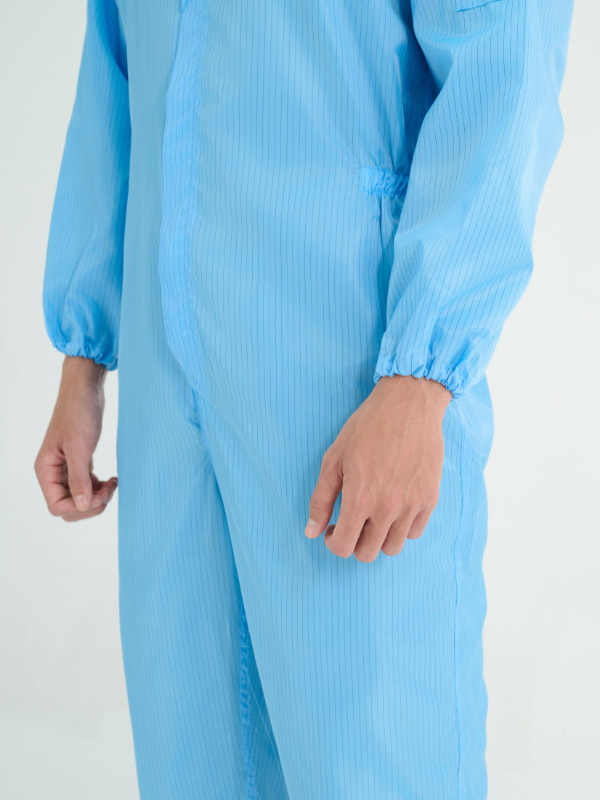 quần áo phòng sạch liền thân mũ liền 04